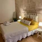 Figurari Neapel