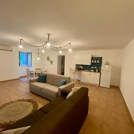 Figurari Apartment